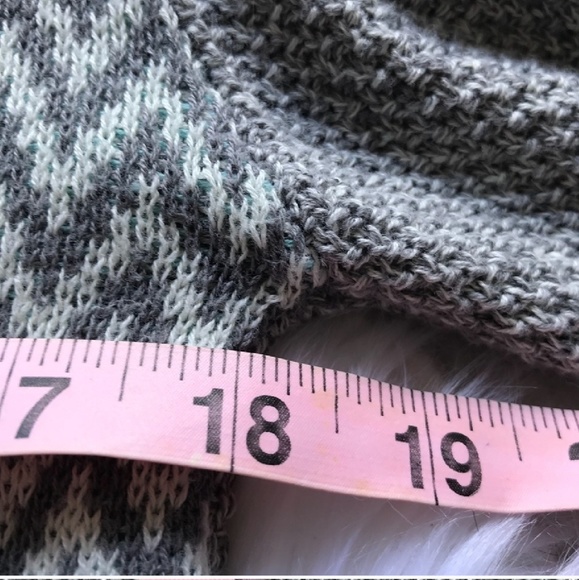 Urban Outfitters knit sweater by ecote - Picture 6 of 7